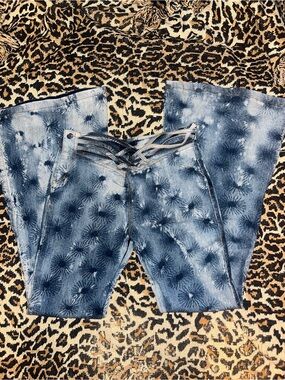 vintage Bubblegum low waisted bell bottom jeans